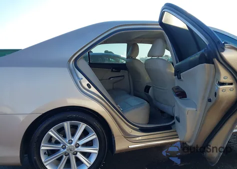 2012 Toyota Camry Xle V6 z USA, uszkodzony, nr VIN 4T1BK1FK8CU513989